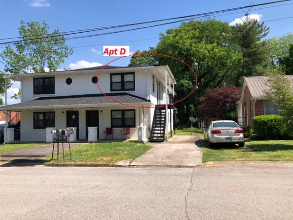 $775 | 105 3rd Avenue Northwest, Unit D, Winchester, TN 37398