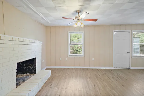 $1,500 | 946 Milam Street, Liberty, TX 77575