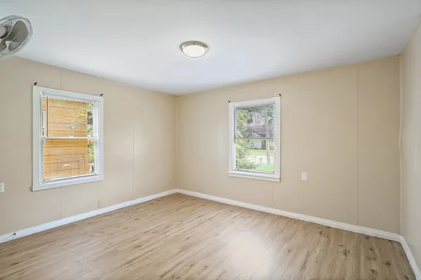 $1,500 | 946 Milam Street, Liberty, TX 77575