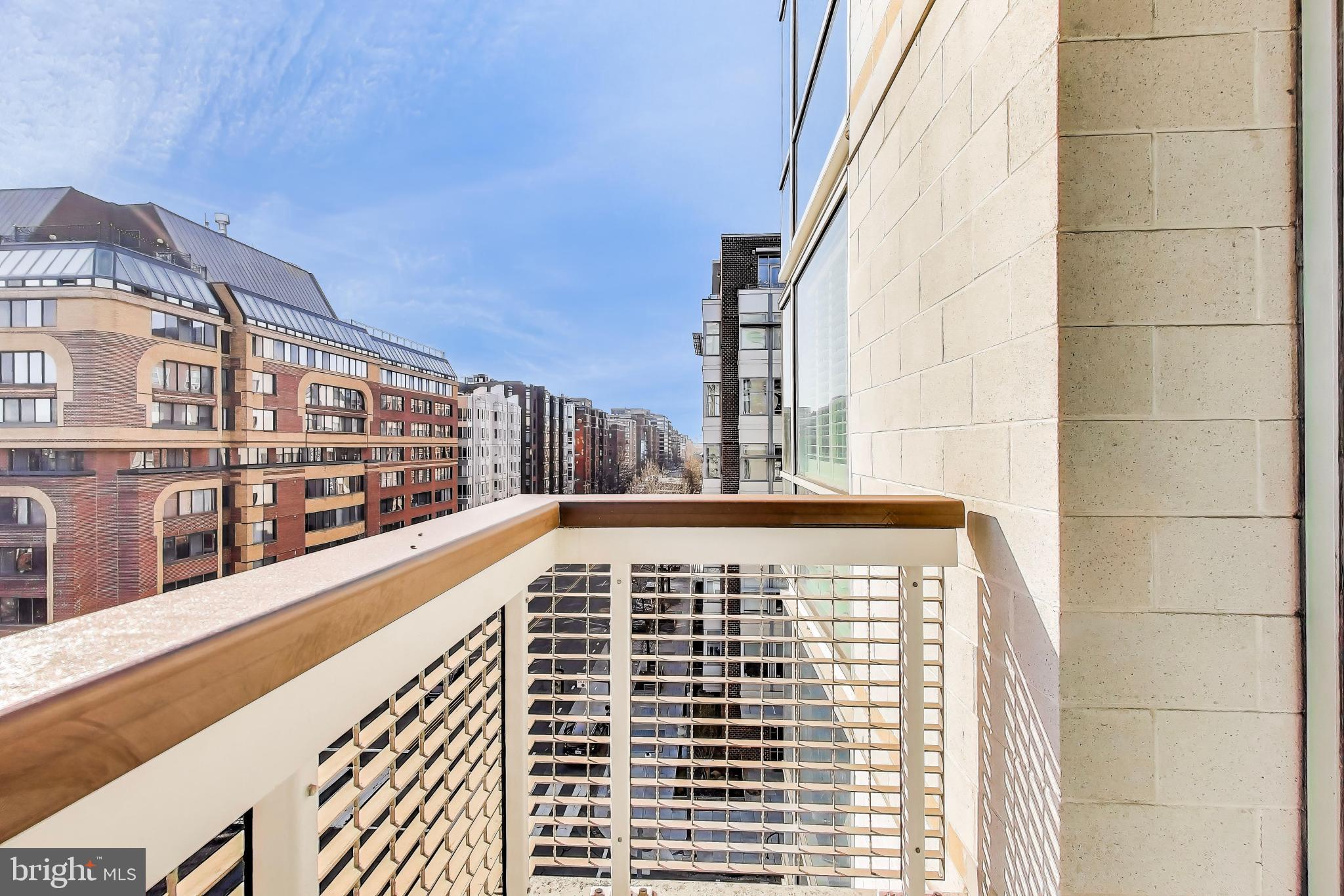 1300 13th Street Northwest, Unit 601 Washington, DC 20005 - Photo 28 of 35 6th floor puts you high above the city energy