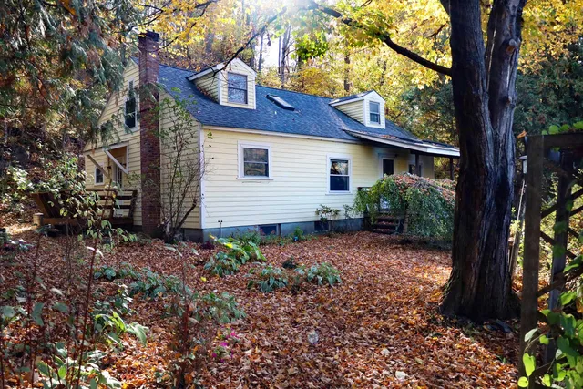 $259,000 | 133 Barker Avenue, St. Johnsbury, VT 05819