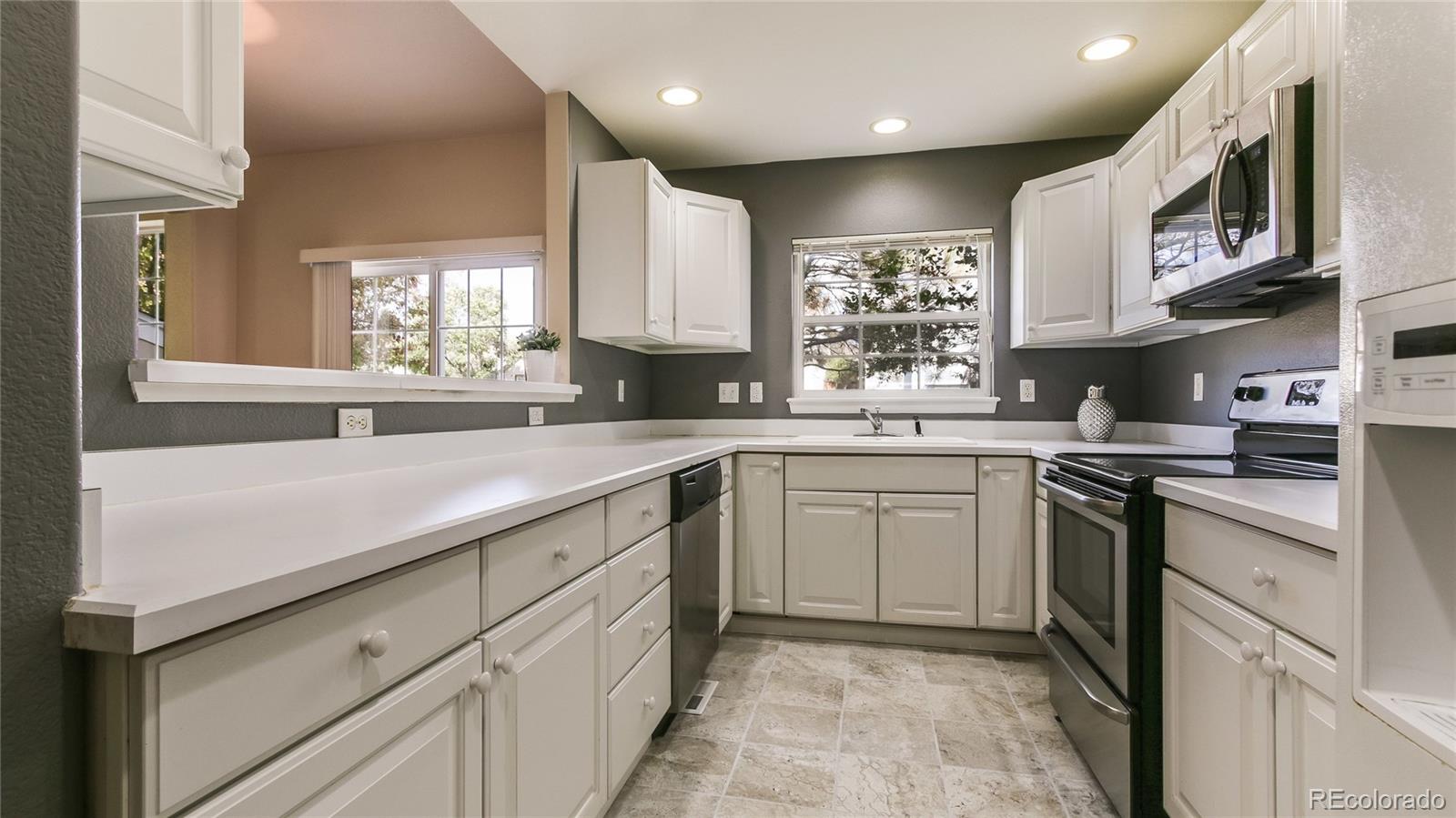 6211 Trailhead Road Highlands Ranch, CO 80130 - Photo 9 of 27