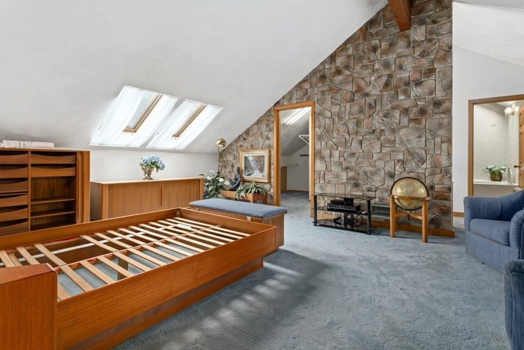 18 Hickory Hill Road Wakefield, MA 01880 - Photo 30 of 40 Gallery Image 30