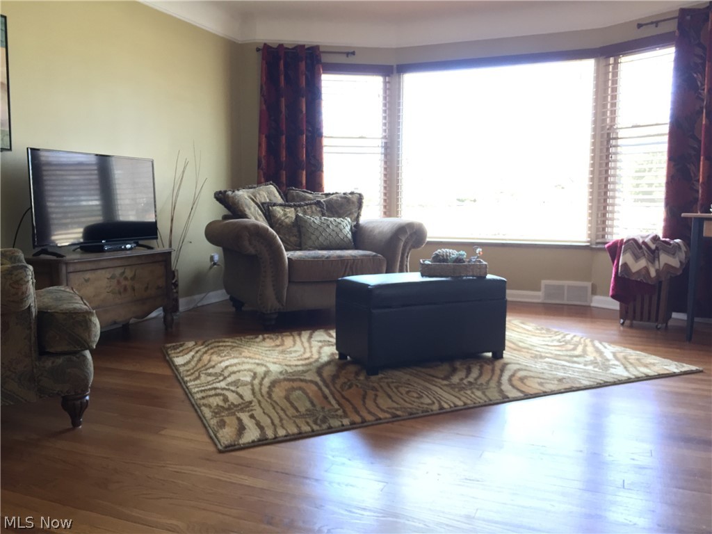 21387 Mastick Road Cleveland, OH 44126 - Photo 12 of 28