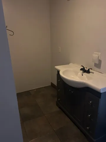 $2,200 | 1434 Elm Street, Rockford, IL 61102