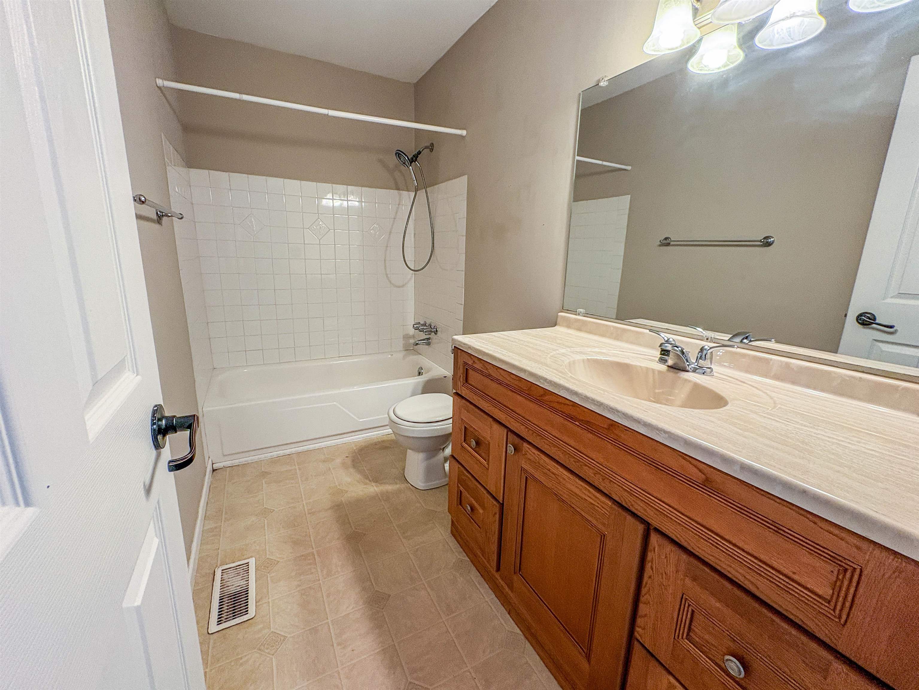 343 Beach Street Mount Morris, MI 48458 - Photo 10 of 27