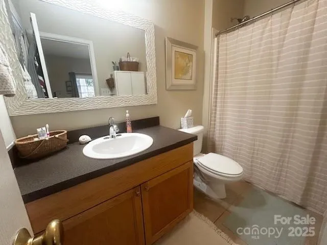 $245,000 | 1350 21st Avenue Northeast, Hickory, NC 28601