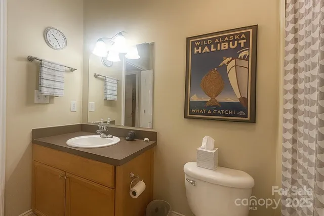 $245,000 | 1350 21st Avenue Northeast, Hickory, NC 28601