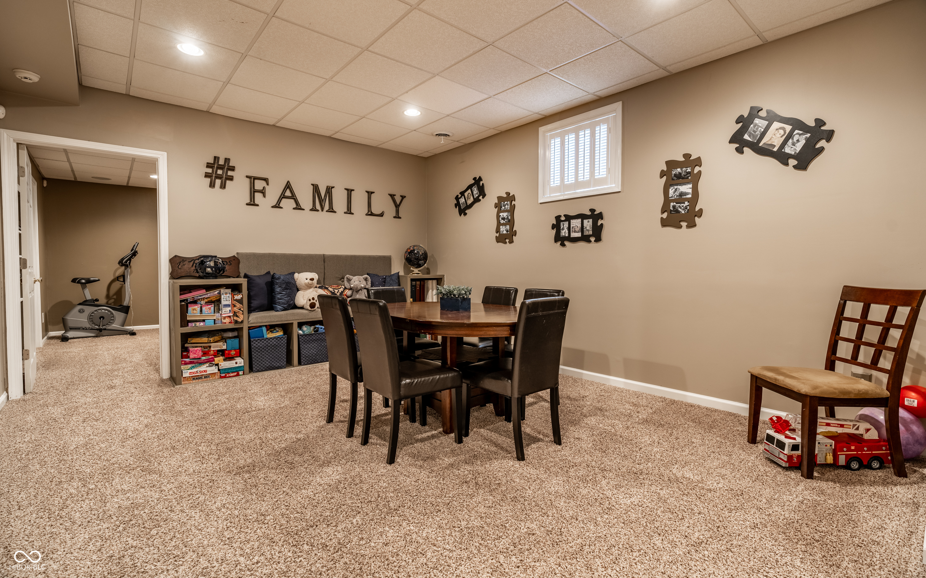 9679 Conifer Court Fishers, IN 46037 - Photo 33 of 40