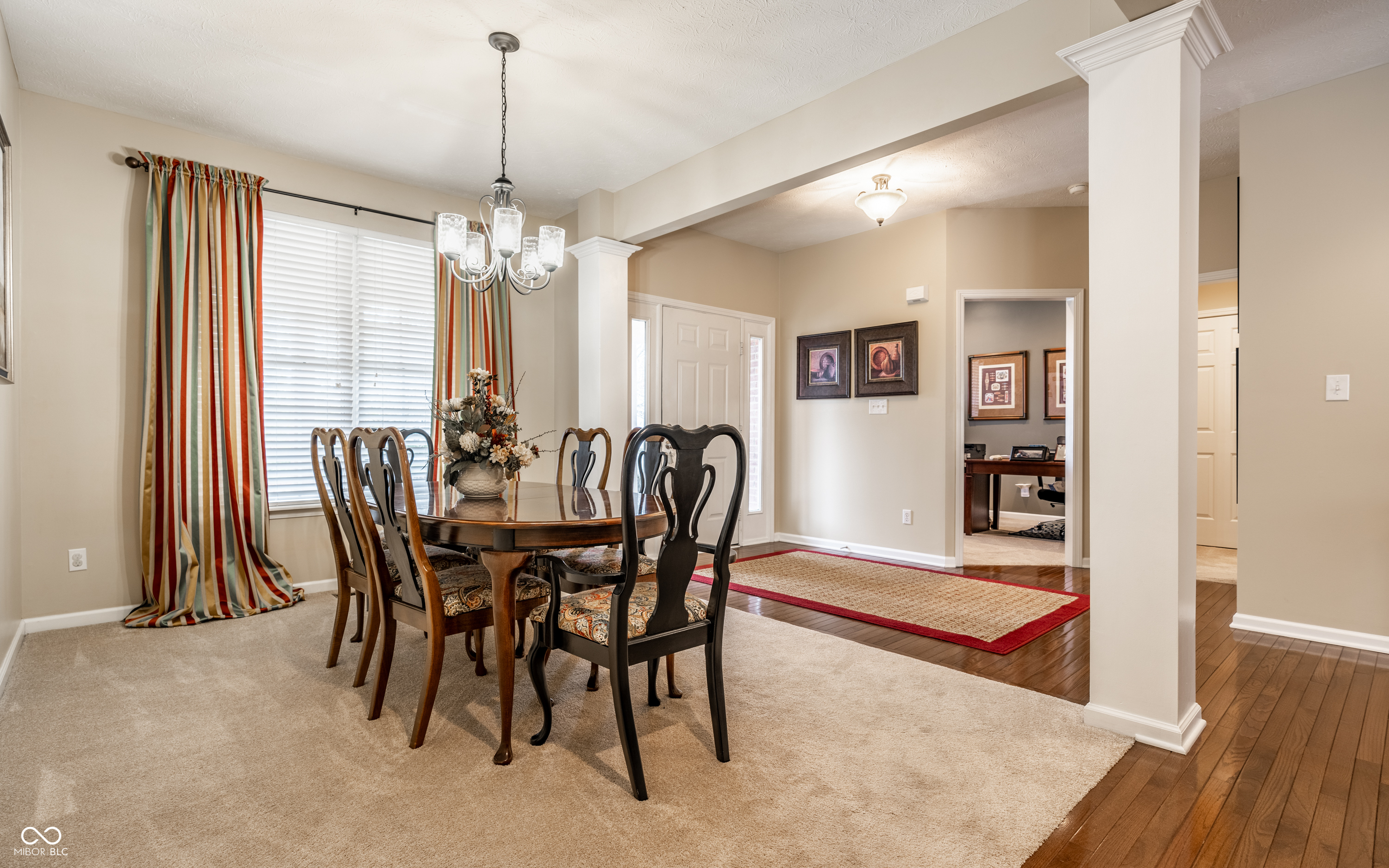 9679 Conifer Court Fishers, IN 46037 - Photo 4 of 40