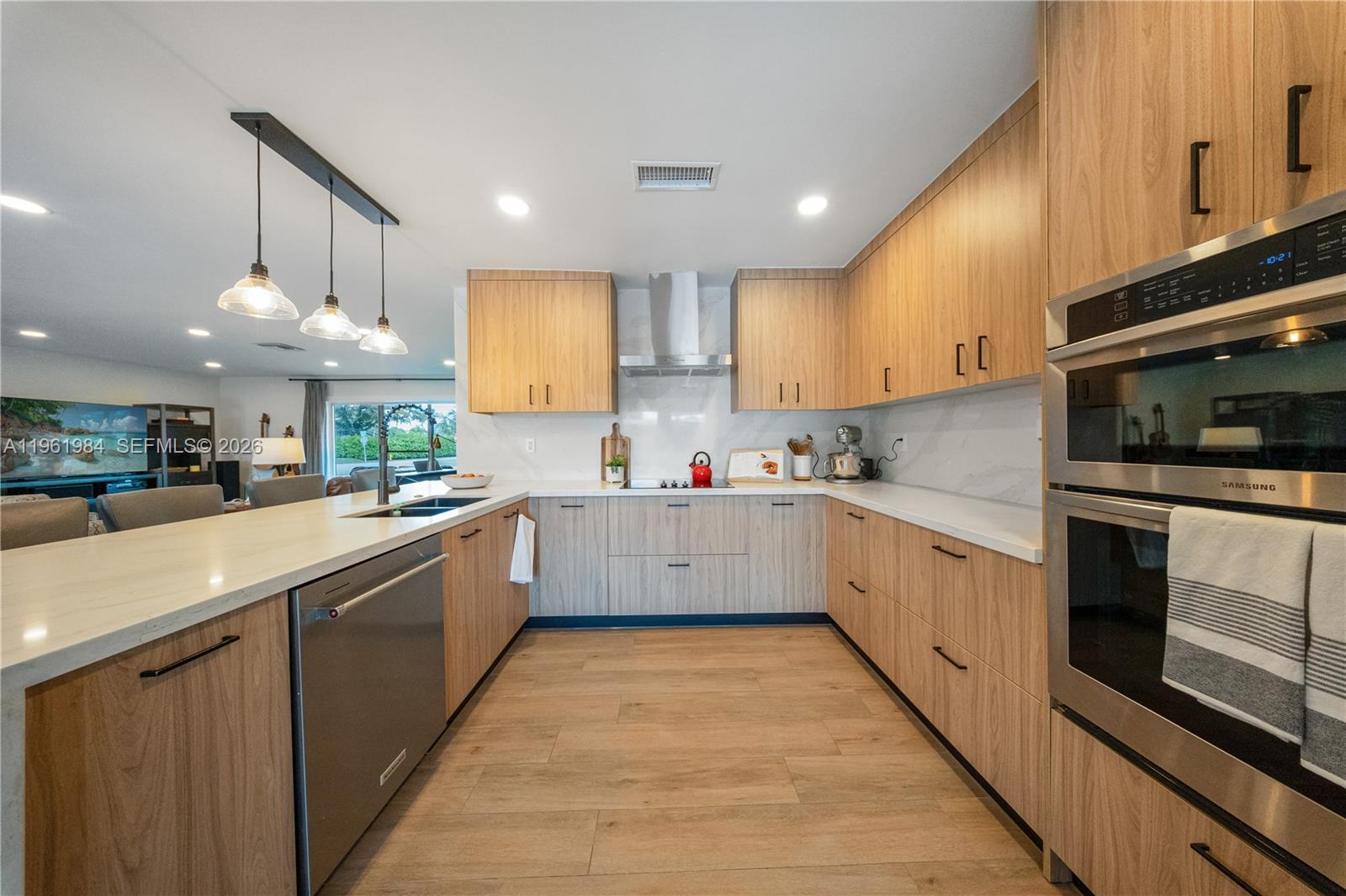 10880 Southwest 120th Street Miami, FL 33176 - Photo 13 of 50