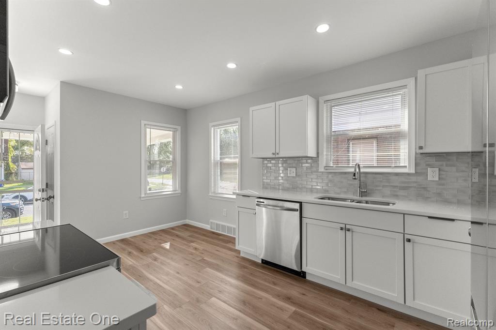 13511 Rutherford Street Detroit, MI 48227 - Photo 18 of 45