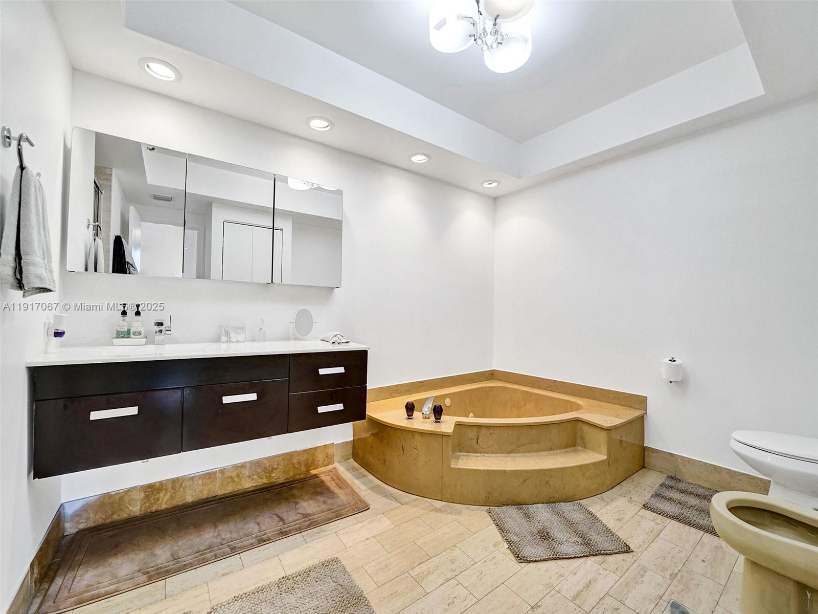 20281 East Country Club Drive, Unit 1114 Aventura, FL 33180 - Photo 41 of 87