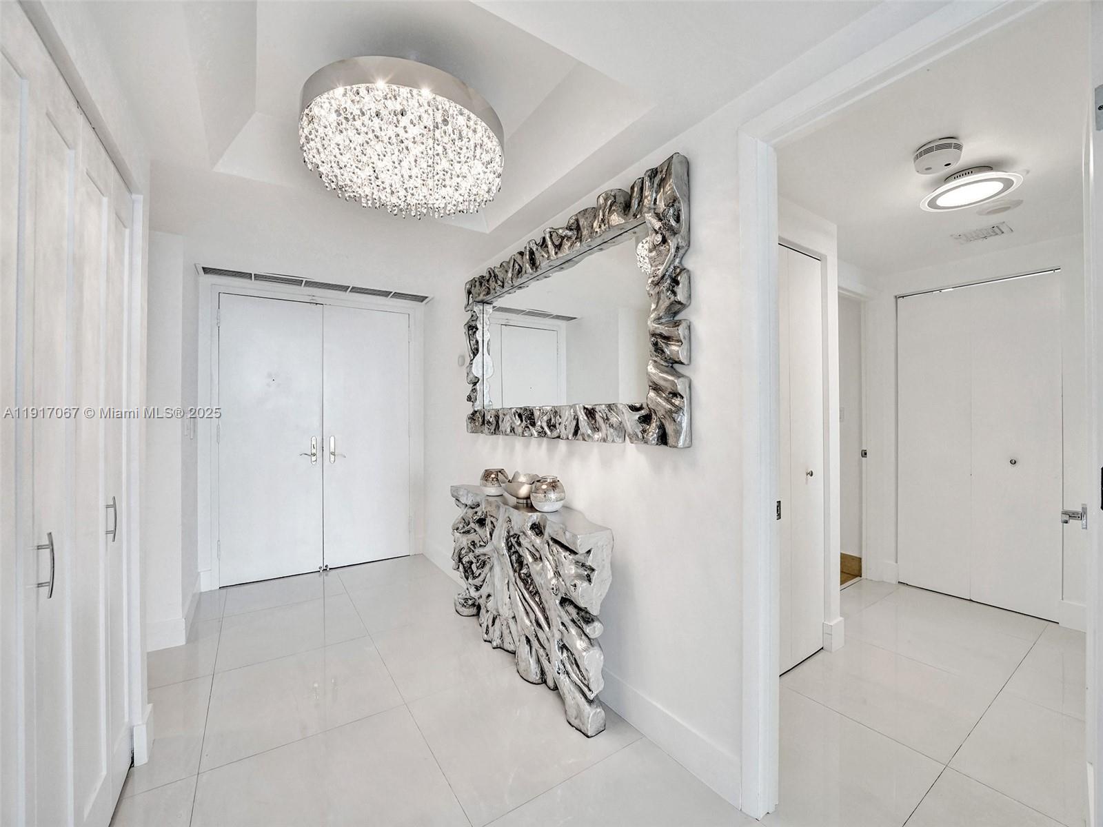 20281 East Country Club Drive, Unit 1114 Aventura, FL 33180 - Photo 5 of 87