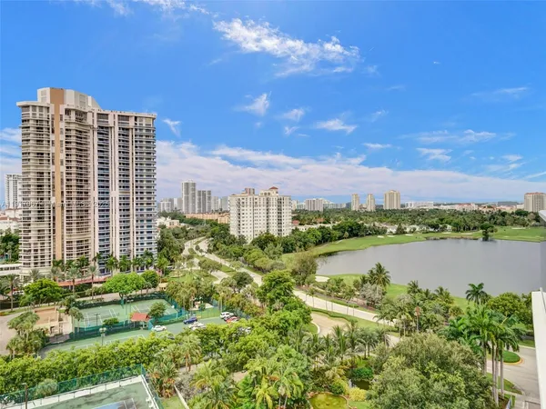 $6,500 | 20281 East Country Club Drive, Unit 1114, Aventura, FL 33180