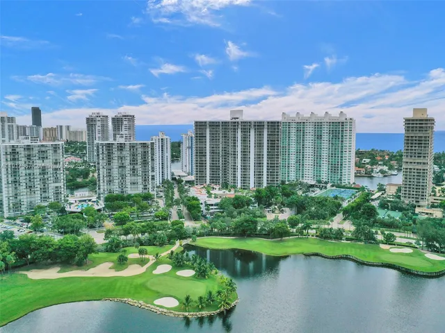 $7,500 | 20281 East Country Club Drive, Unit 1114, Aventura, FL 33180