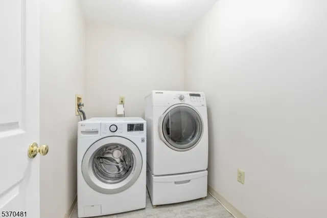 $765,000 | 46 Strawberry Hill Road, Somerville, NJ 08876