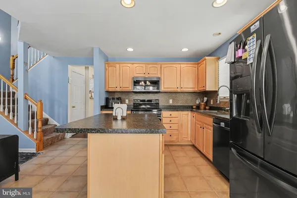 $339,900 | 480 Nursery Drive South, Mechanicsburg, PA 17055