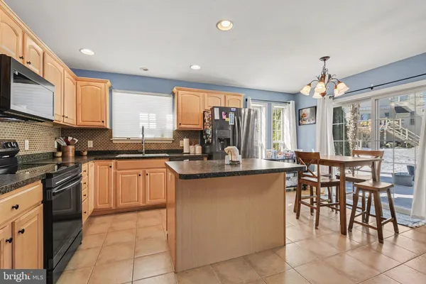 $339,900 | 480 Nursery Drive South, Mechanicsburg, PA 17055