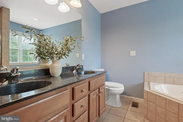 $339,900 | 480 Nursery Drive South, Mechanicsburg, PA 17055