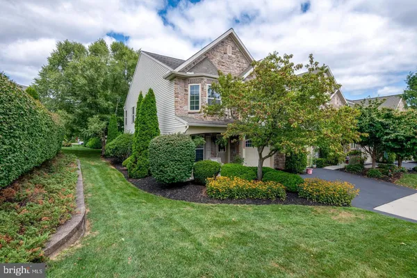 $339,900 | 480 Nursery Drive South, Mechanicsburg, PA 17055