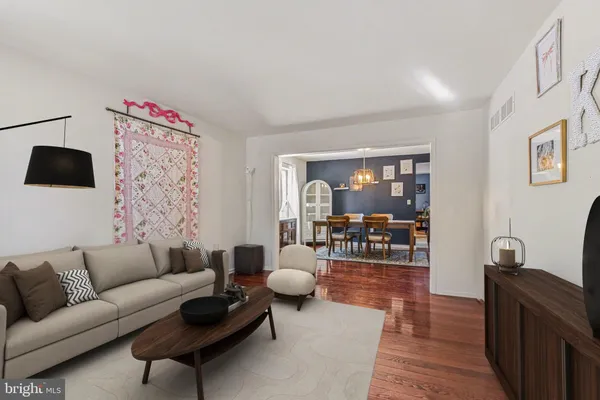 $339,900 | 480 Nursery Drive South, Mechanicsburg, PA 17055