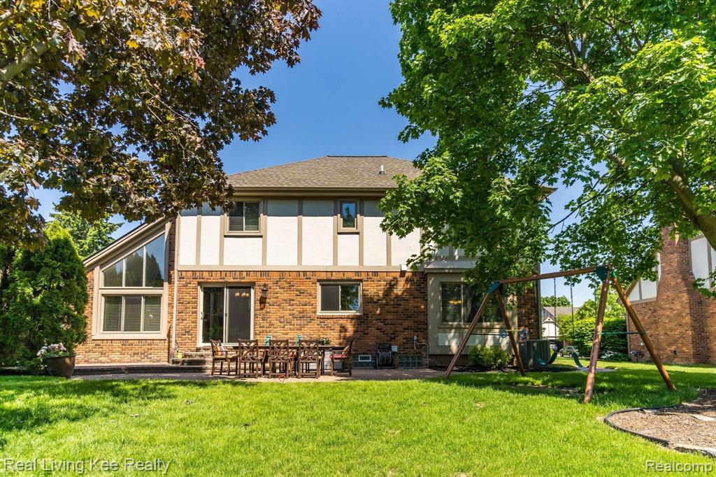 1730 Jason Circle Rochester Hills, MI 48306 - Photo 30 of 31