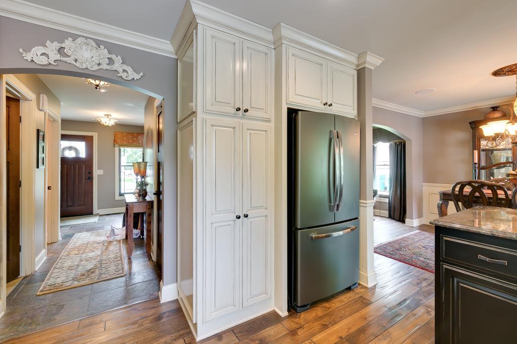 999 Savannah Road Eagan, MN 55123 - Photo 12 of 49 Gallery Image 12