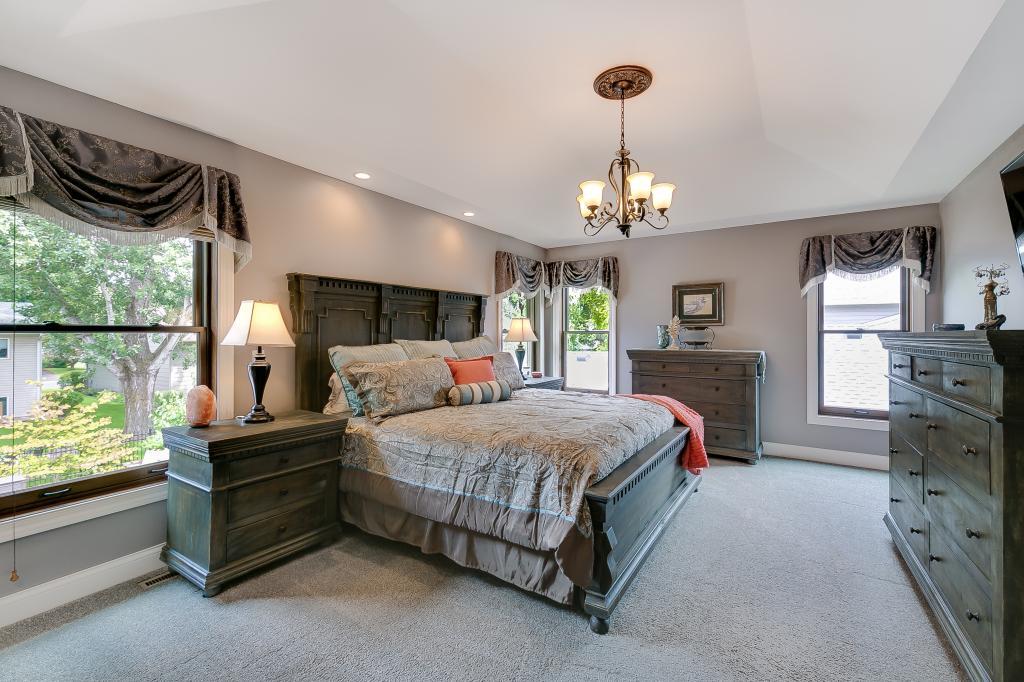 999 Savannah Road Eagan, MN 55123 - Photo 25 of 49 Gallery Image 25
