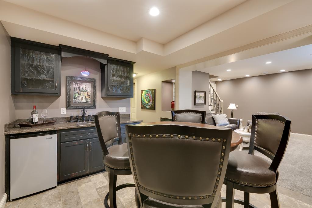 999 Savannah Road Eagan, MN 55123 - Photo 36 of 49 Gallery Image 36