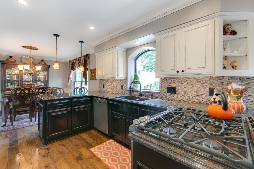 999 Savannah Road Eagan, MN 55123 - Photo 9 of 49 Gallery Image 9