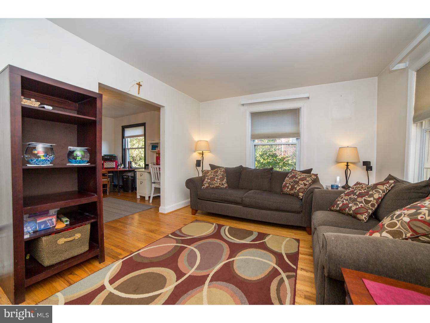30 Harmil Road Broomall, PA 19008 - Photo 4 of 25 Living Room
