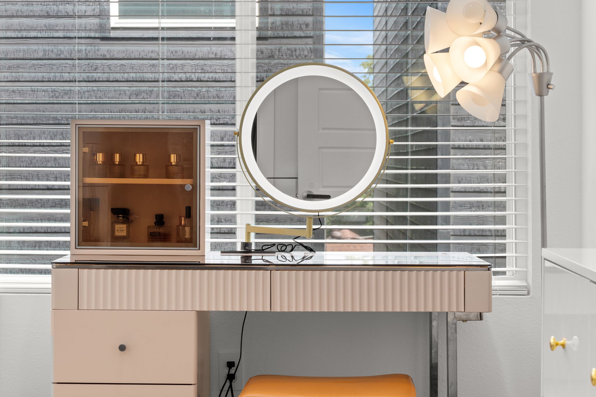 517 Schweikhardt Street Houston, TX 77020 - Photo 18 of 49 a bathroom with a sink and a mirror