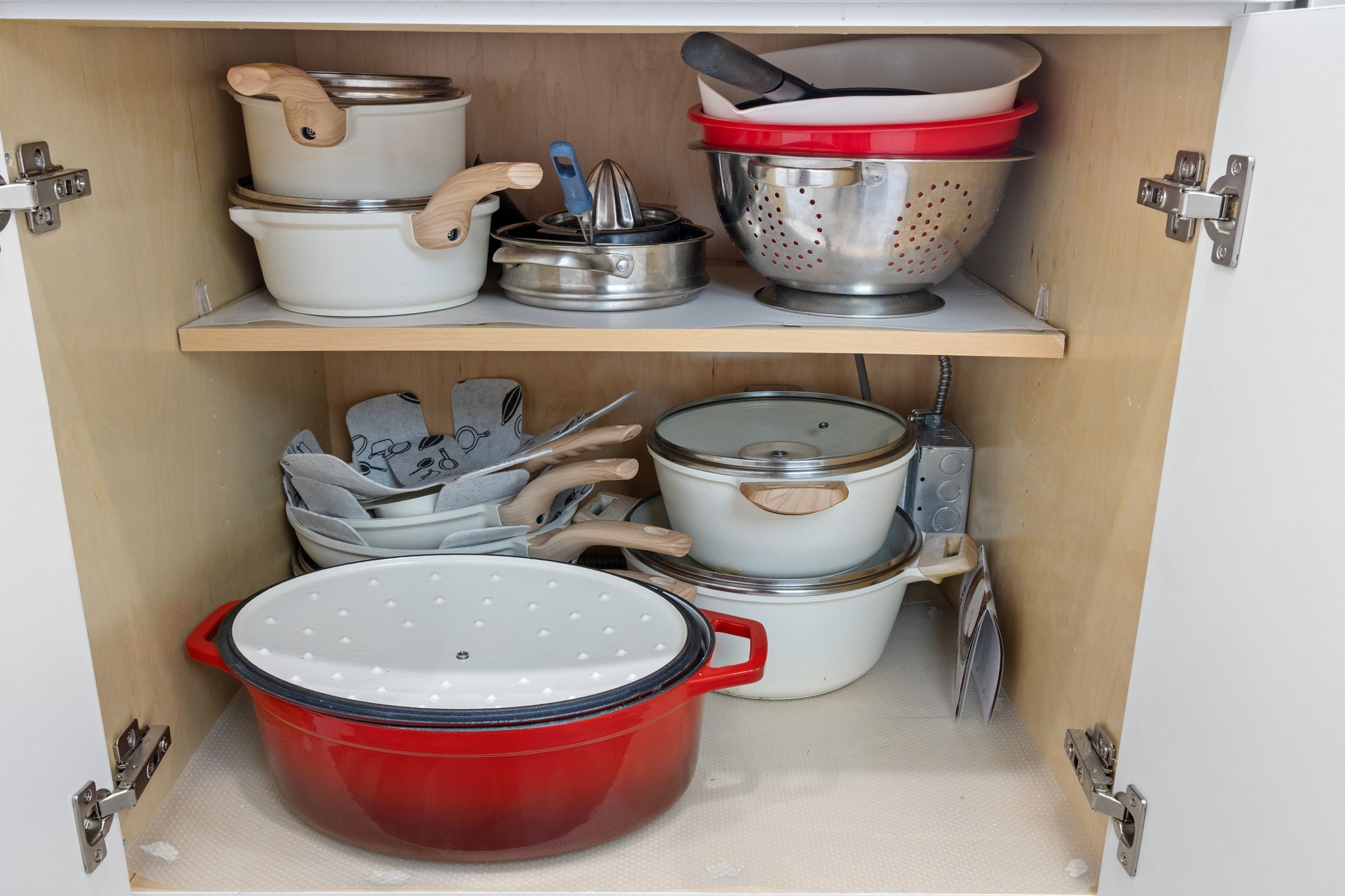 517 Schweikhardt Street Houston, TX 77020 - Photo 45 of 49 a bathroom with a toilet and a sink
