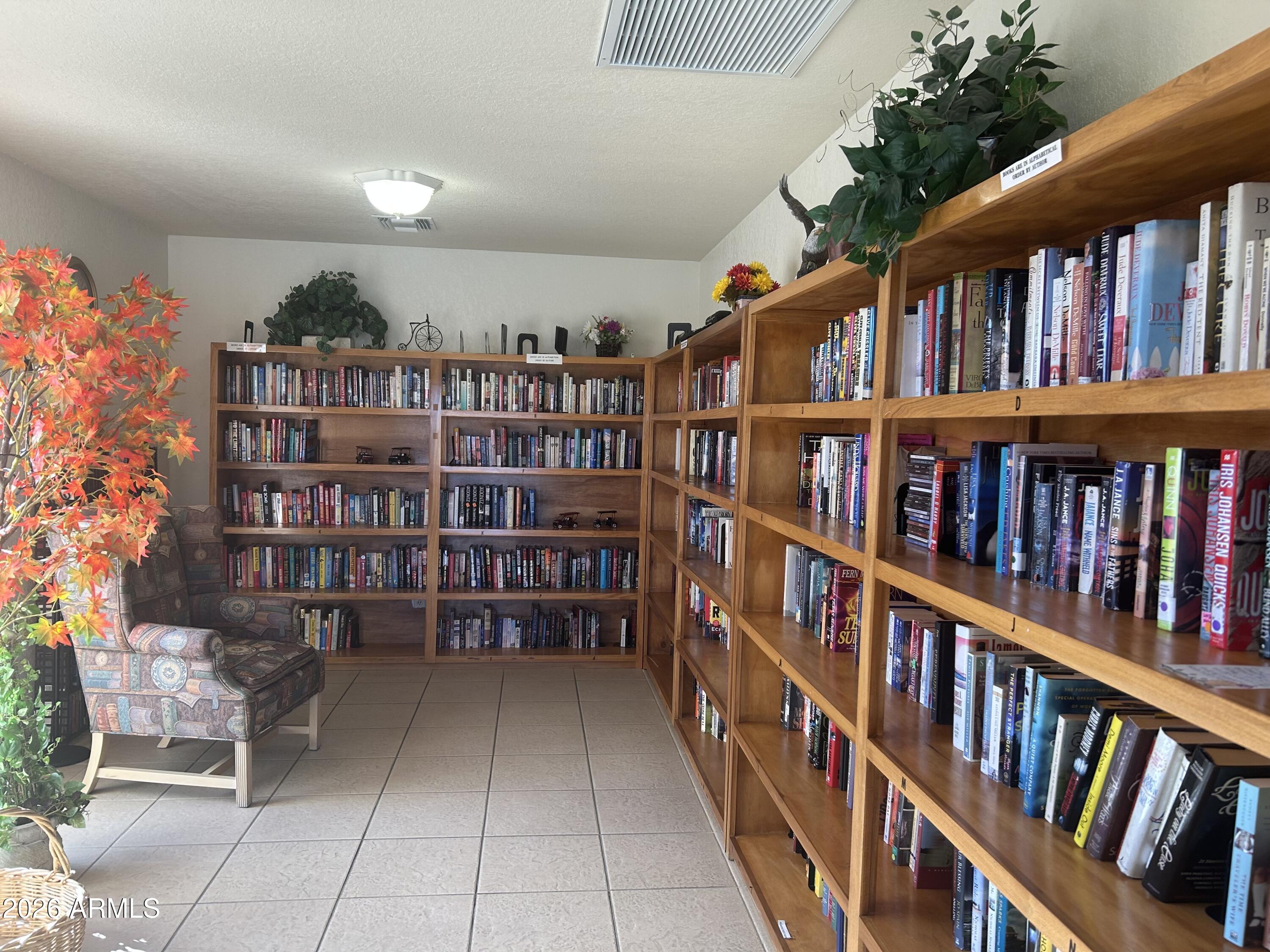3500 South Tomahawk Road, Unit 217 Apache Junction, AZ 85119 - Photo 30 of 35 Clubhouse Library