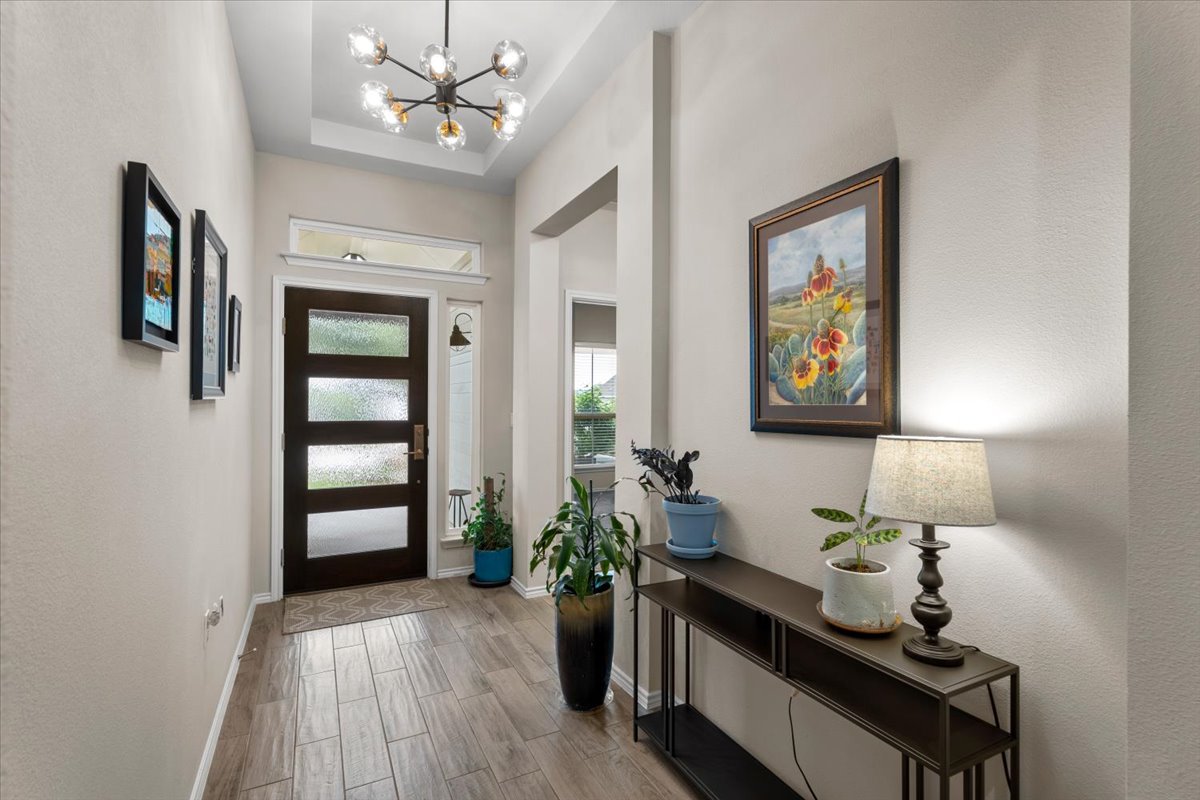 7321 Sentry Path Austin, TX 78744 - Photo 8 of 34