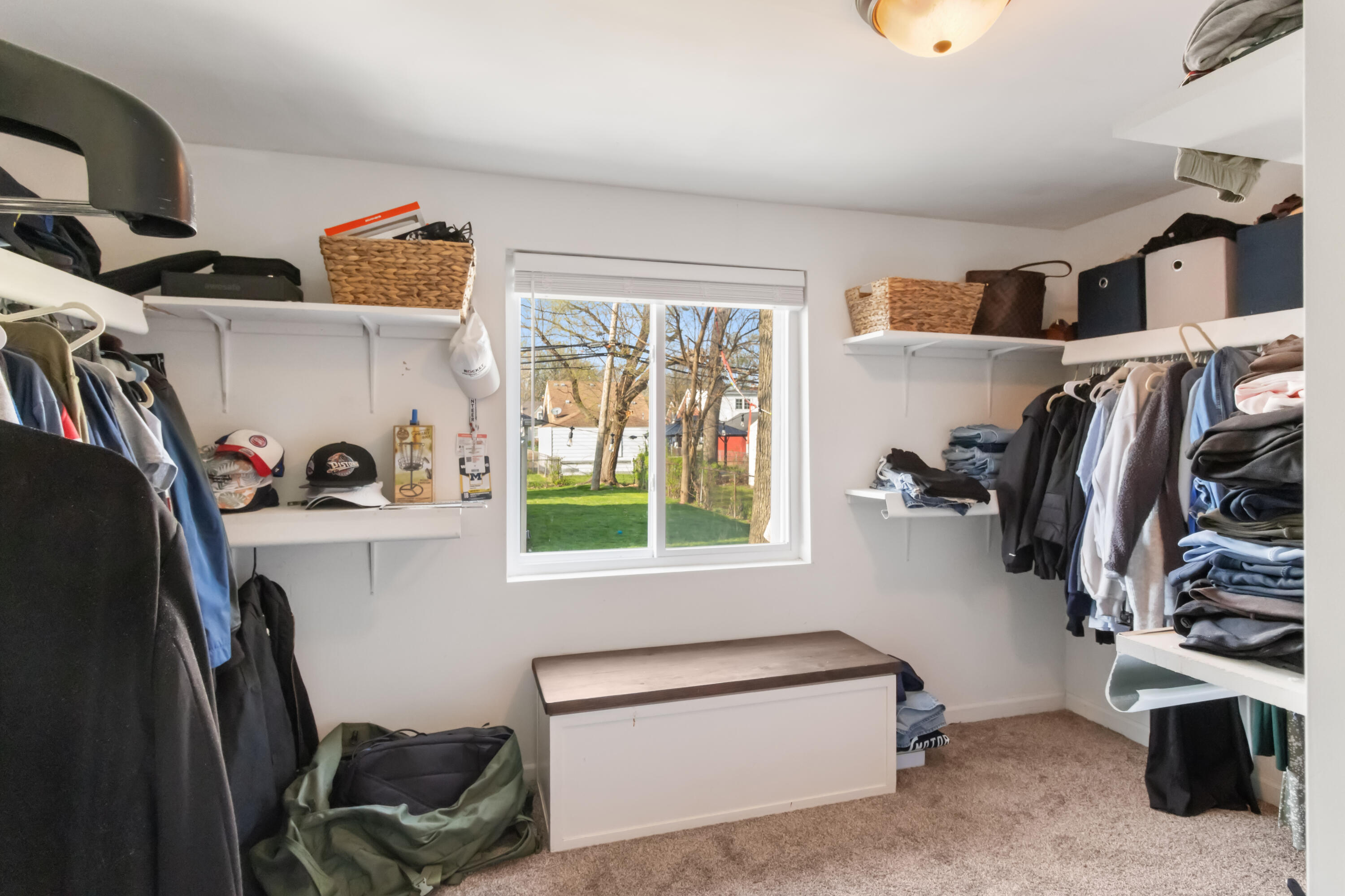 1840 Hampton Road Grosse Pointe Woods, MI 48236 - Photo 16 of 41 16-1840_Hampton-015