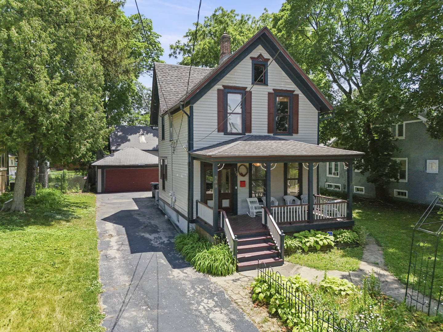 509 North Spring Street Elgin, IL 60120 - Photo 6 of 48