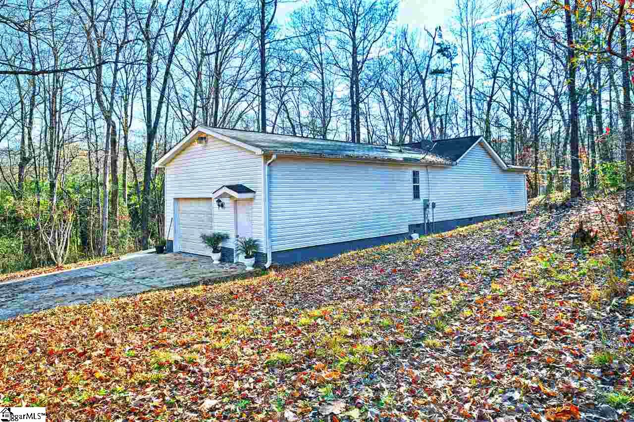 1215 White Road Piedmont, SC 29673 - Photo 8 of 36 Gallery Image 8