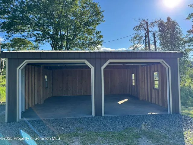 $1,200 | 131 Ball Pond Road, Thompson, PA 18465