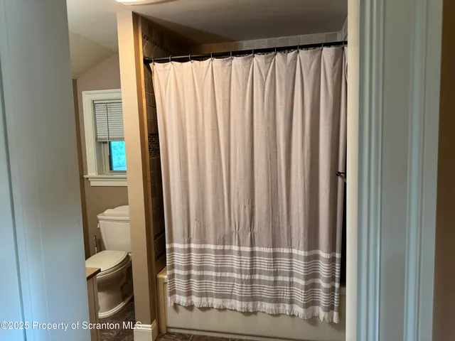 $1,200 | 131 Ball Pond Road, Thompson, PA 18465