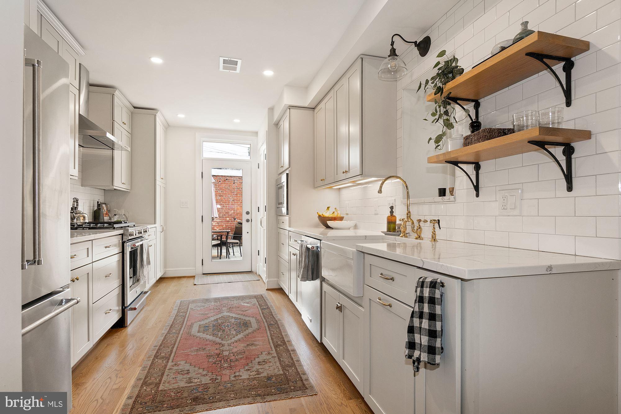 104 10th Street Southeast Washington, DC 20003 - Photo 21 of 31