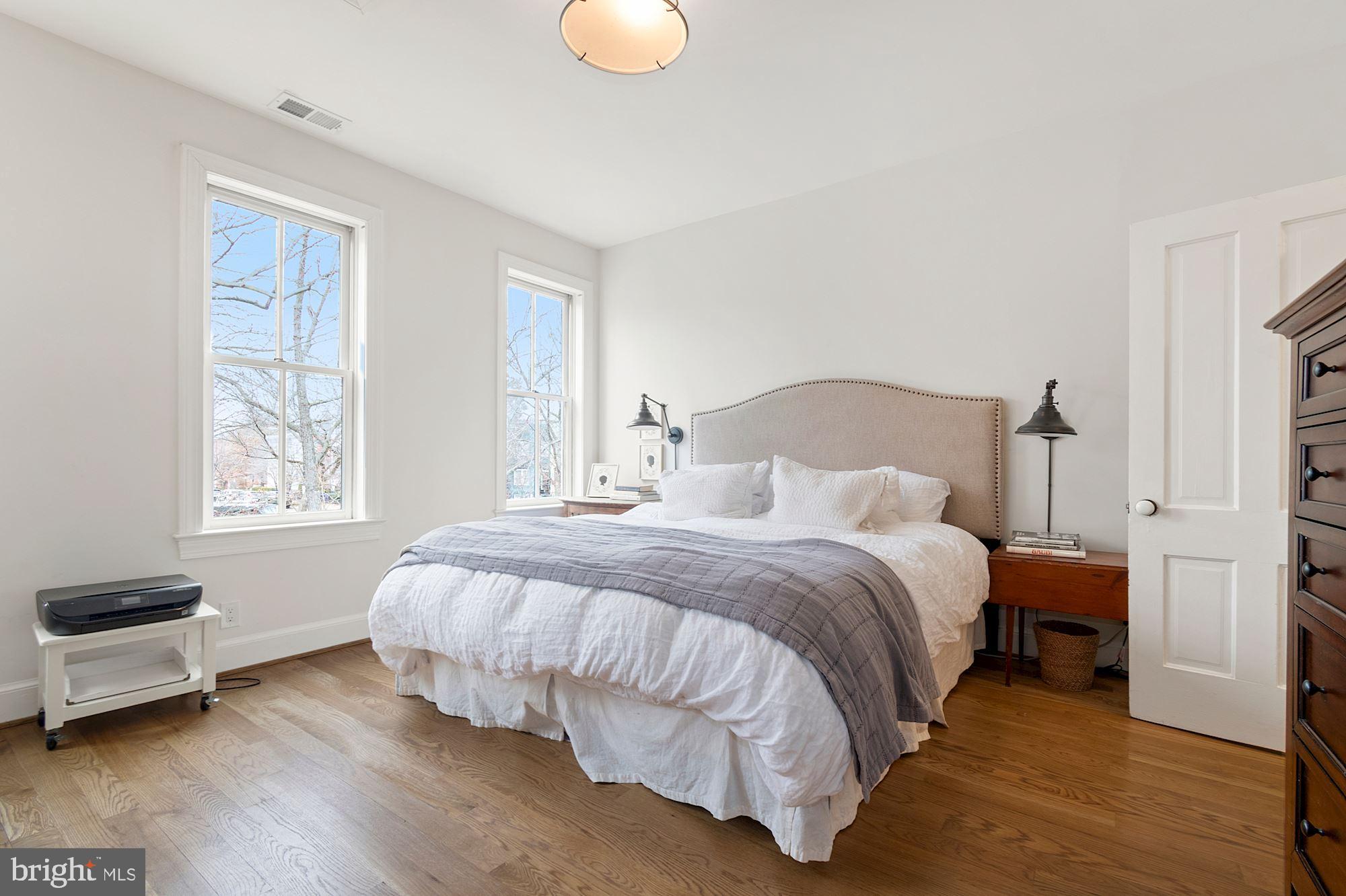 104 10th Street Southeast Washington, DC 20003 - Photo 23 of 31