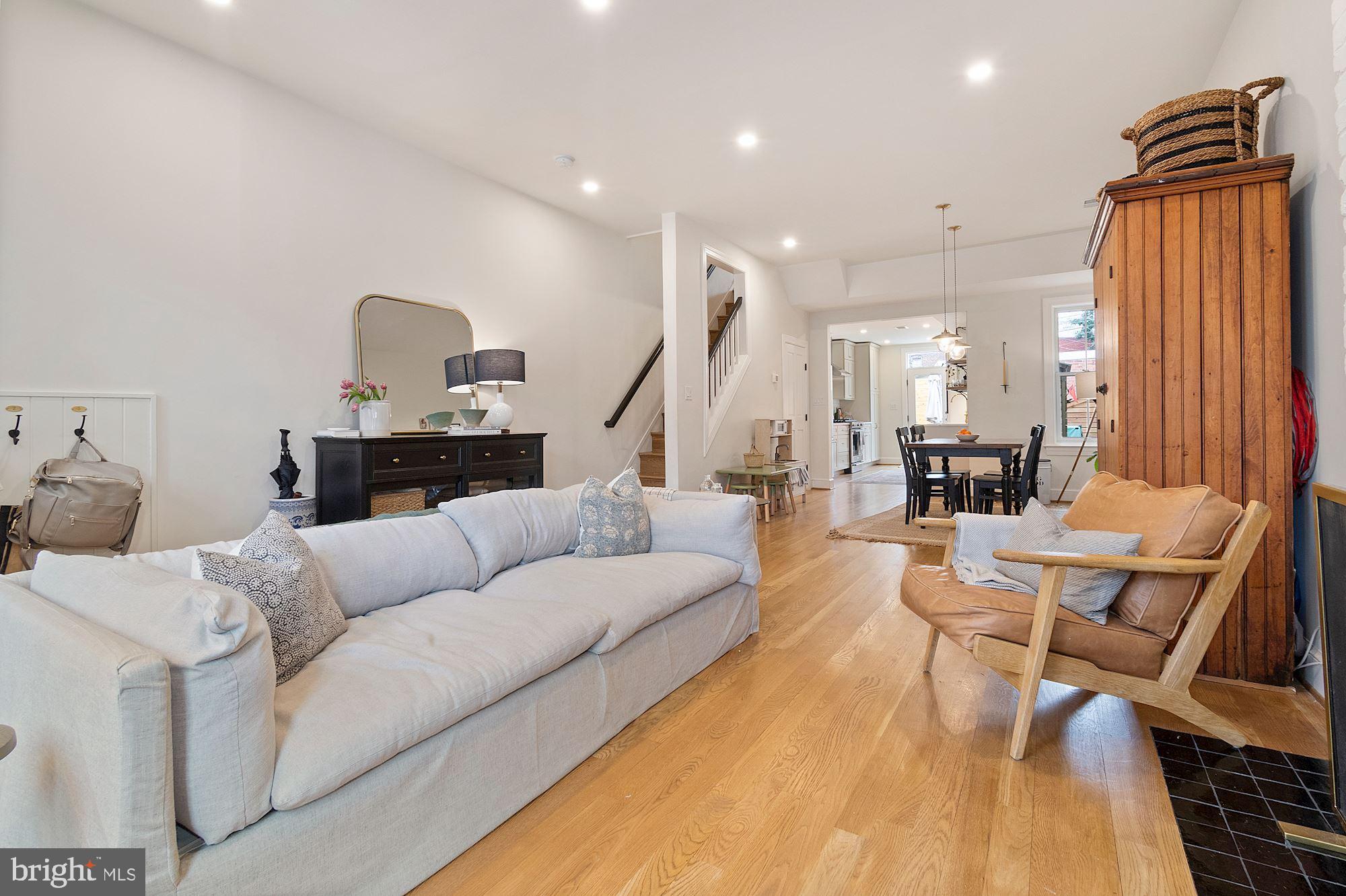 104 10th Street Southeast Washington, DC 20003 - Photo 3 of 31