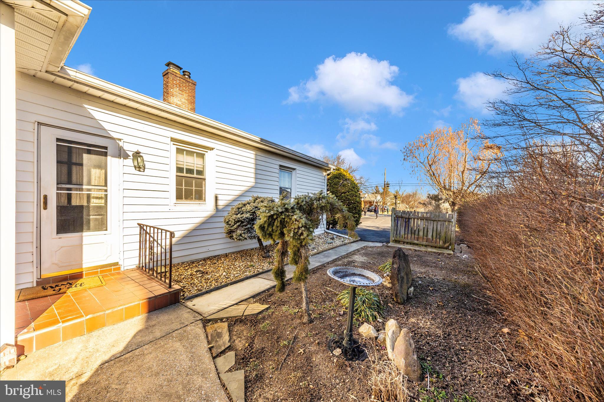 7828 Rocky Springs Road Frederick, MD 21702 - Photo 51 of 54 Side Entrance