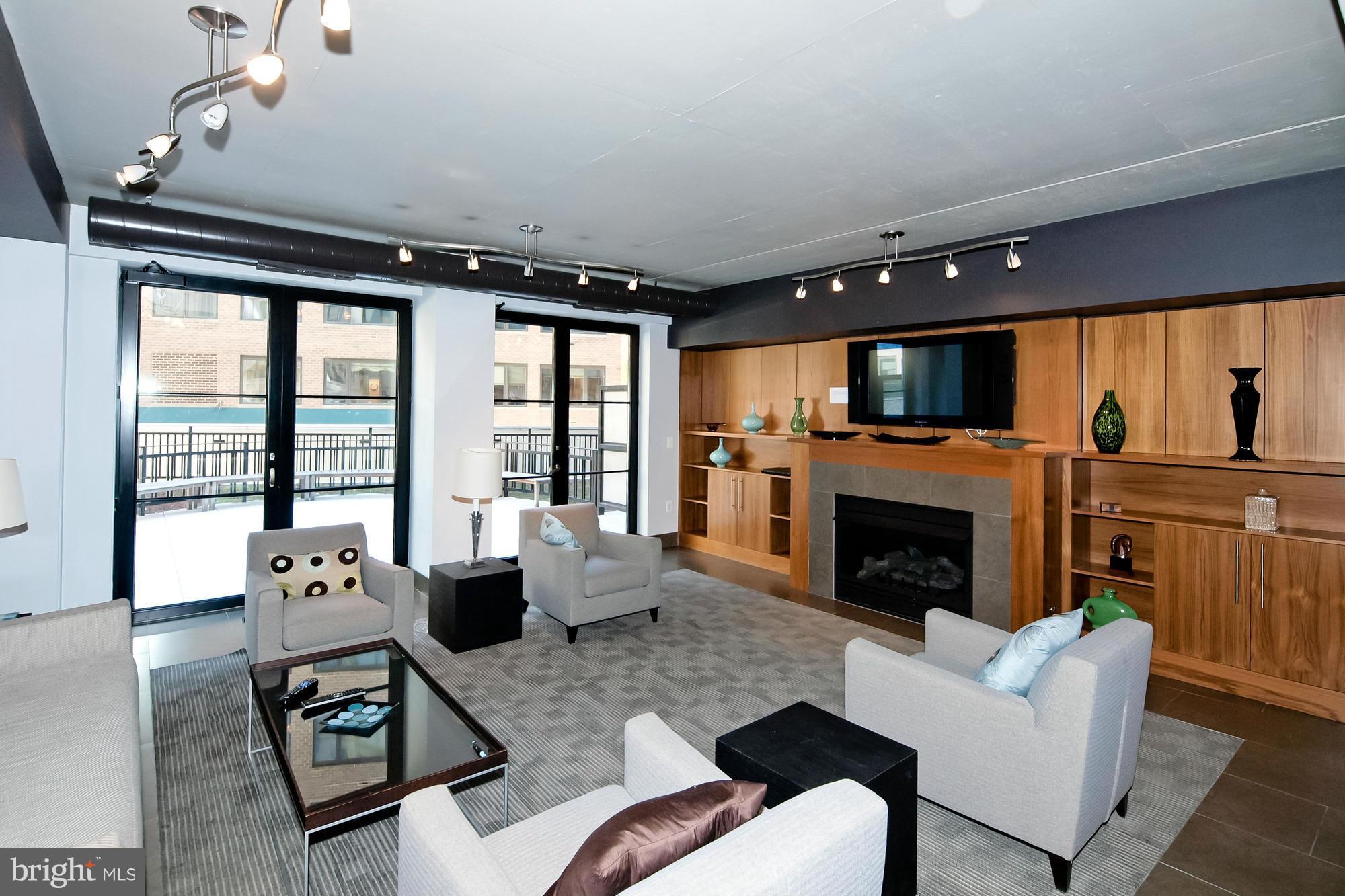 1133 14th Street Northwest, Unit 204 Washington, DC 20005 - Photo 13 of 15 Second Floor Lounge