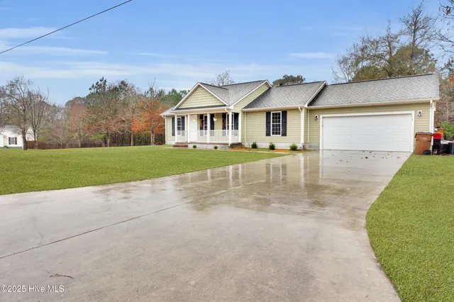$1,800 | 116 Gregory Drive, Jacksonville, NC 28540