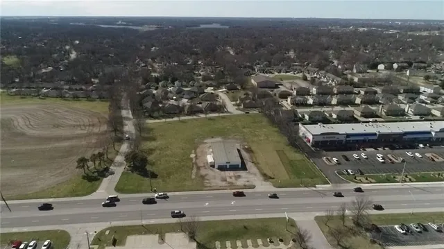 $1,000,000 | 2115 Southwest 7th Highway, Blue Springs, MO 64015