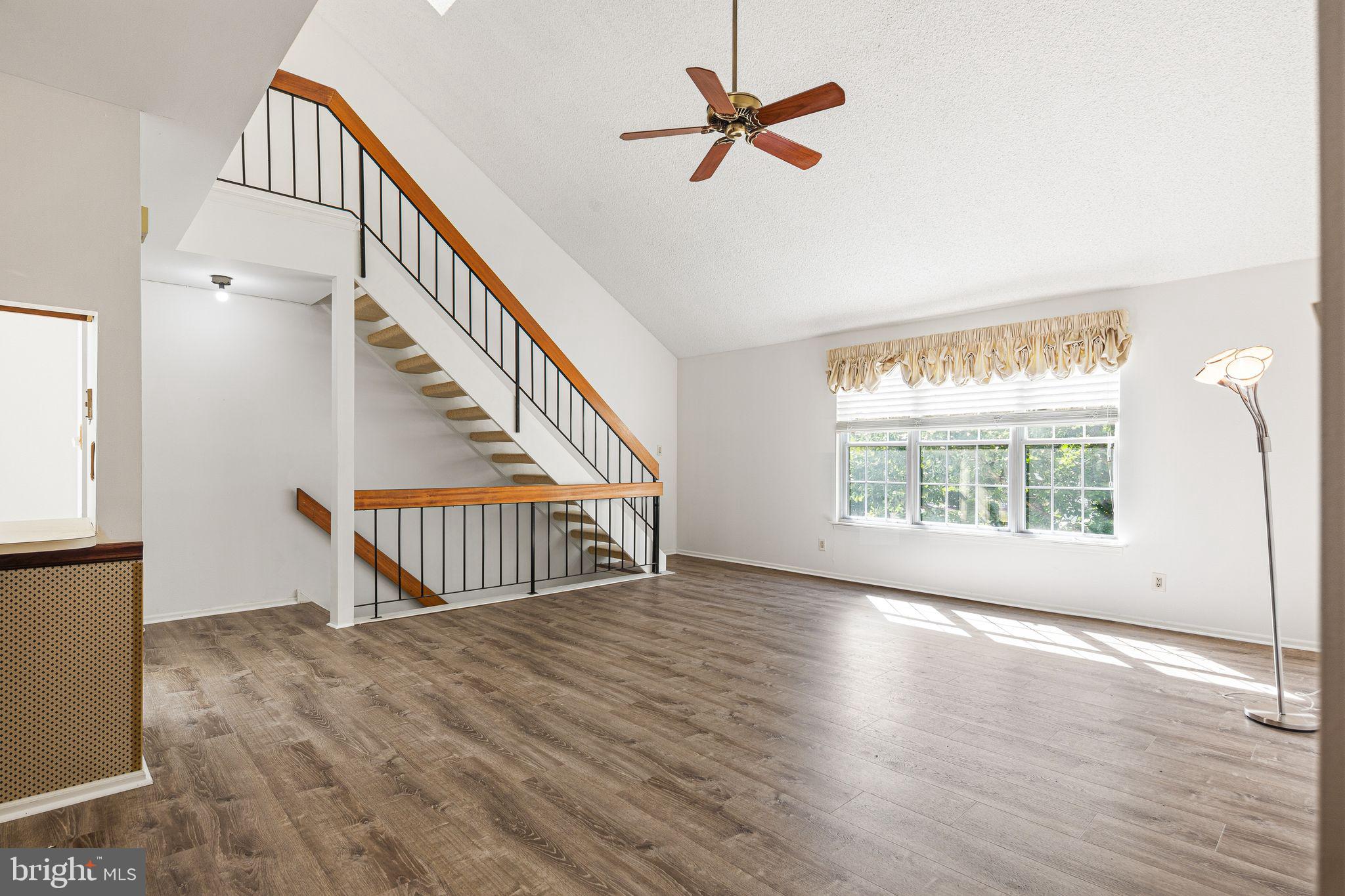1404B Denham Court Mount Laurel, NJ 08054 - Photo 4 of 27