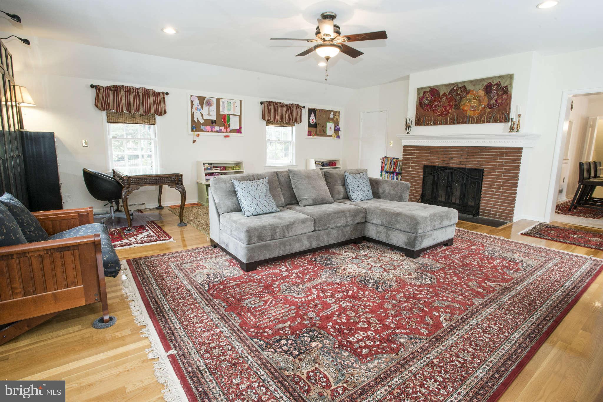 106 St Martins Road Baltimore, MD 21218 - Photo 11 of 25 Family Room 2